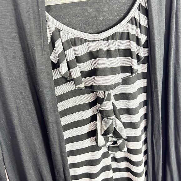 IZ BYER |🐼Black White Striped Faux Layered Mixed Media 1/2 Sleeves Loose Blouse - Picture 8 of 11